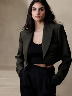 Hot Sale β€οΈ Banana Republic Cara Cropped Tuxedo Jacket for women π