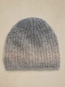 Hot Sale 💯 Banana Republic Ombr&eacute; Beanie for 👍 women ✔️