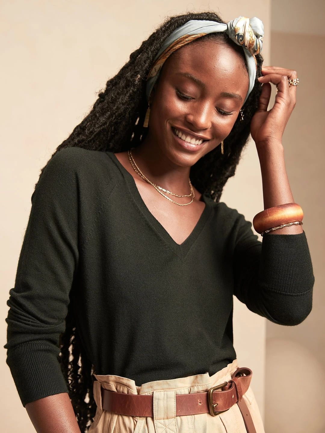 Cheapest ๐ Banana Republic Lina Merino V-Neck Sweater for women โค๏ธ 3 Cheapest ๐ Banana Republic Lina Merino V-Neck Sweater for women โค๏ธ - Image 3