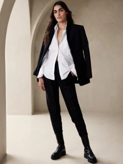 Best Pirce 🤩 Banana Republic Classic Insignia Shirt for women ✔️