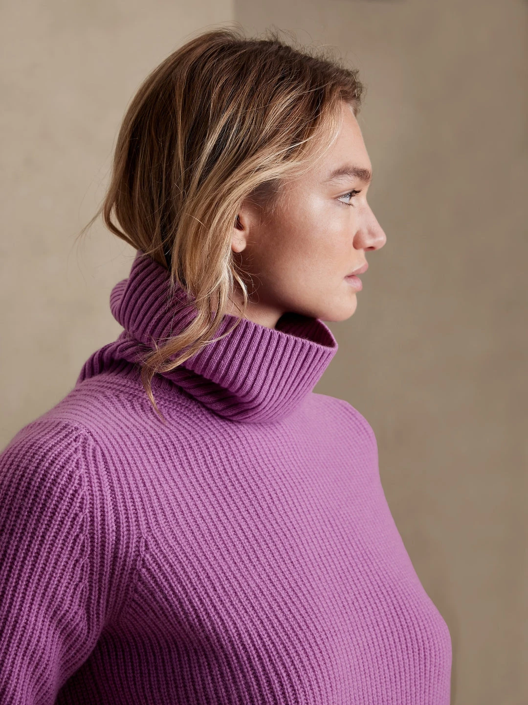 Promo βοΈ Banana Republic Chiara Cashmere Turtleneck Sweater for 𧨠women βοΈ 3 Promo βοΈ Banana Republic Chiara Cashmere Turtleneck Sweater for 𧨠women βοΈ - Image 3