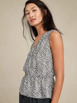 Coupon 🧨 Banana Republic V-Neck Peplum Top for women 🔥