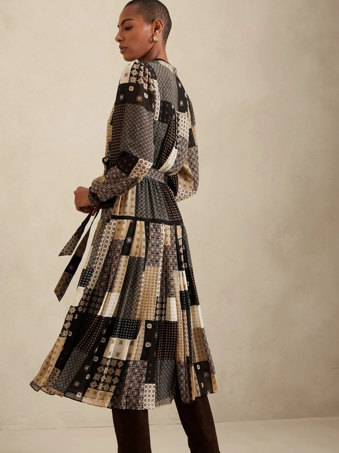 Discount ✨ Banana Republic Pleated Midi Dress for women ✔️ 2 Discount ✨ Banana Republic Pleated Midi Dress for women ✔️ - Image 2