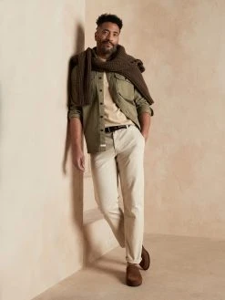 Discount ✔️ Banana Republic Tapered Authentic Chino for men ⭐