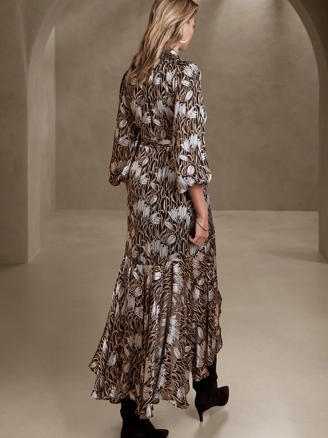 Best Pirce ⭐ Banana Republic Fiori Ruffle Wrap Dress for women ⭐ 2 Best Pirce ⭐ Banana Republic Fiori Ruffle Wrap Dress for women ⭐ - Image 2