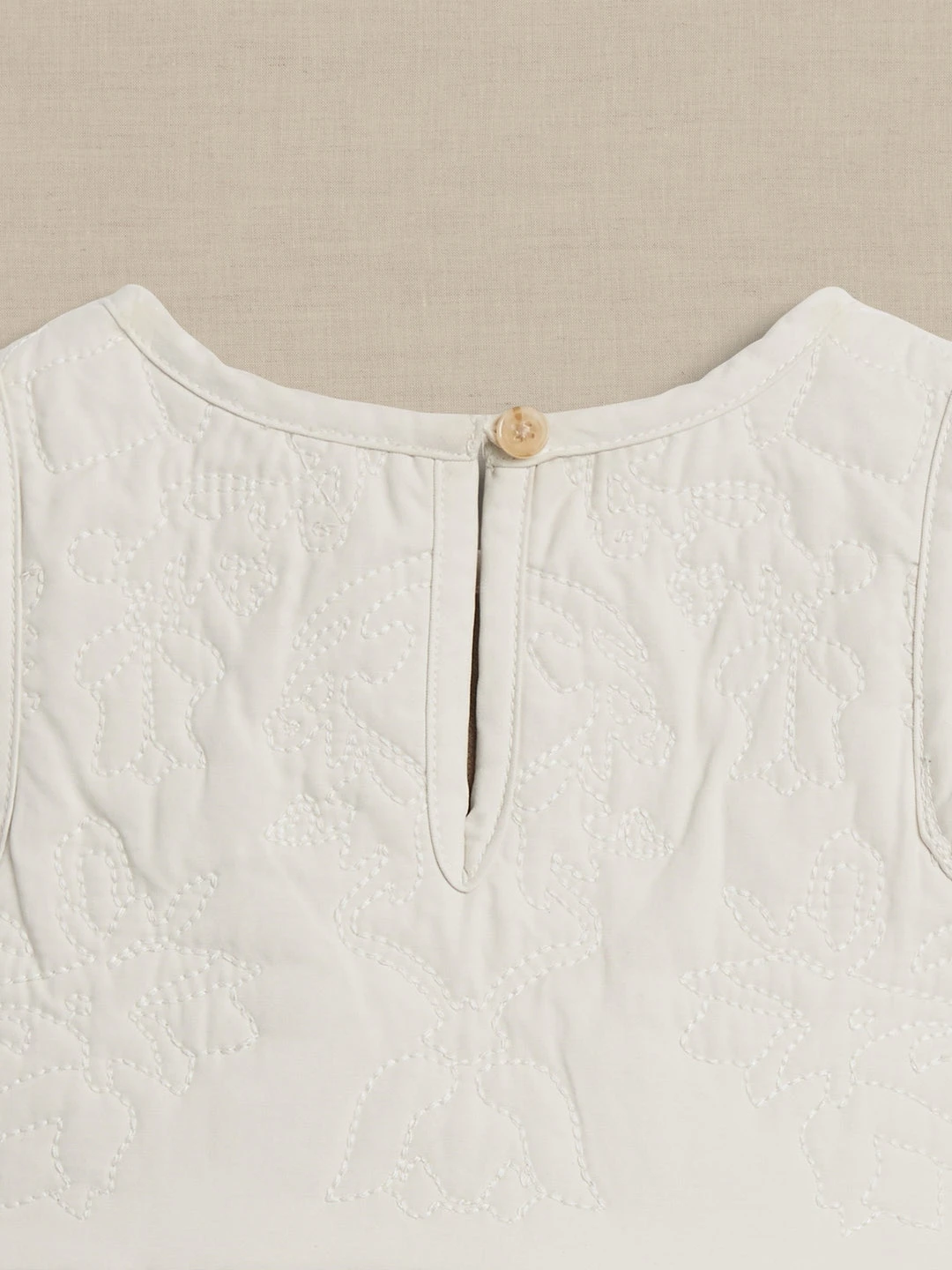 Flash Sale ๐ Banana Republic Baby Quilted Dress for kids ๐ 5 Flash Sale ๐ Banana Republic Baby Quilted Dress for kids ๐ - Image 5