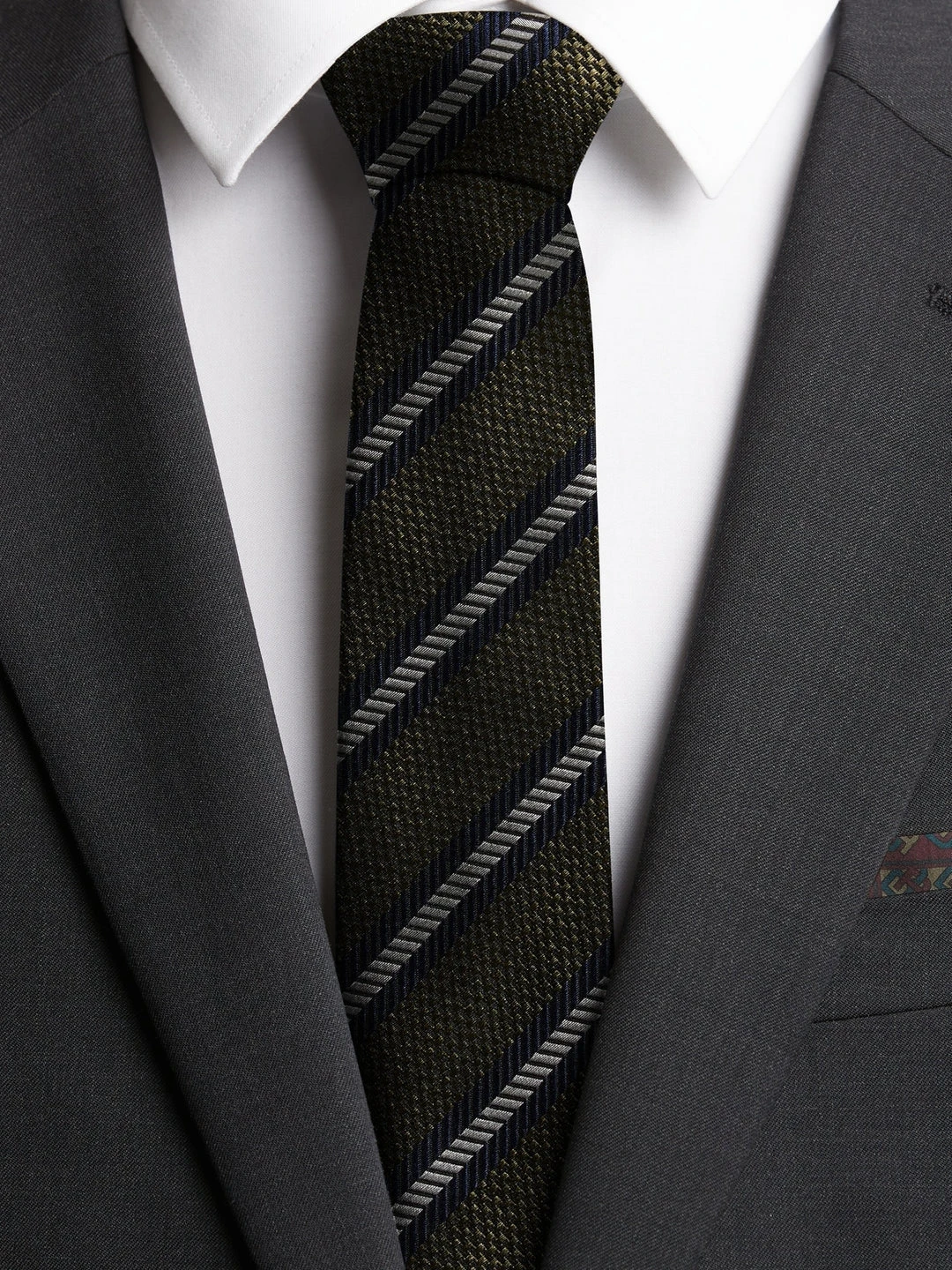 Buy ๐ Banana Republic Border Stripe Silk Tie for men โญ 2 Buy ๐ Banana Republic Border Stripe Silk Tie for men โญ - Image 2