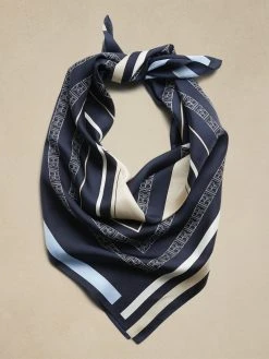 New 🎉 Banana Republic Signature Silk Scarf for women 🥰