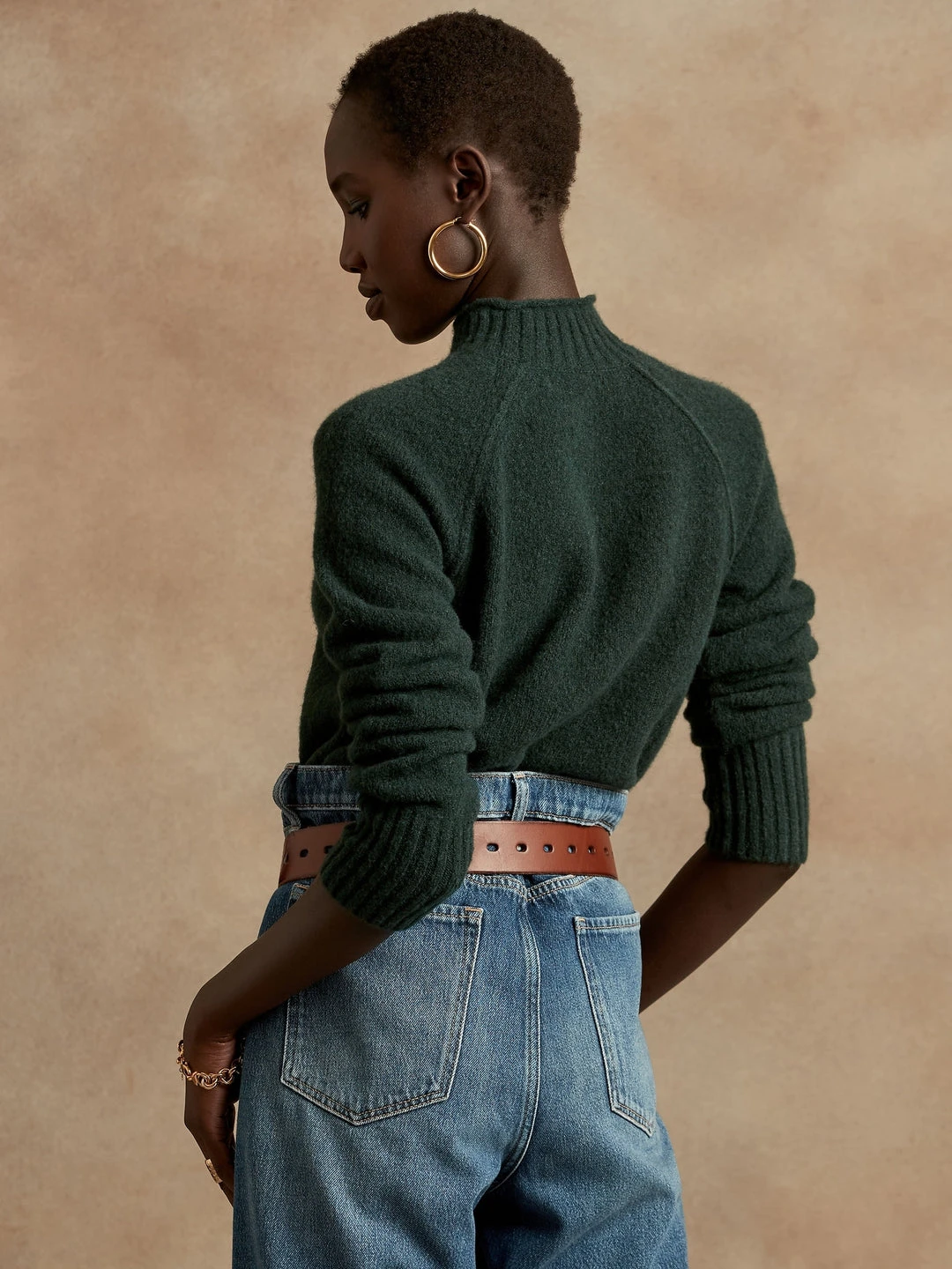 Buy ๐ Banana Republic Relaxed Mock-Neck Sweater for women โญ 2 Buy ๐ Banana Republic Relaxed Mock-Neck Sweater for women โญ - Image 2