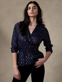 Brand new ⭐ Banana Republic Aida Jacquard Wrap Top for 🔔 women 💯
